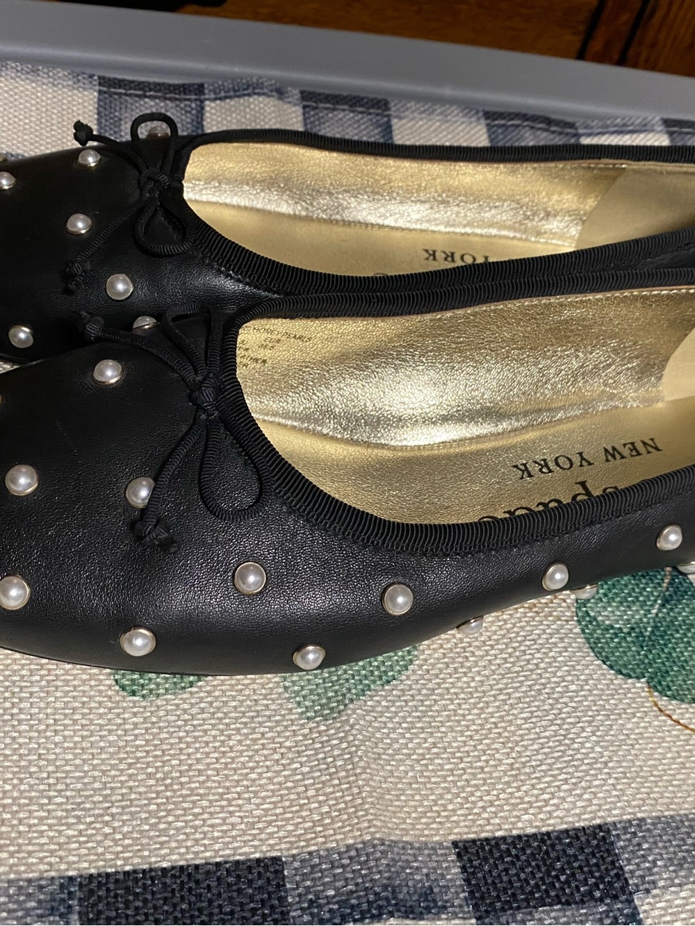 kate spade Black Leather Honey Pearl-Studded Ballet Flats, 8 women’s - Picture 4 of 8